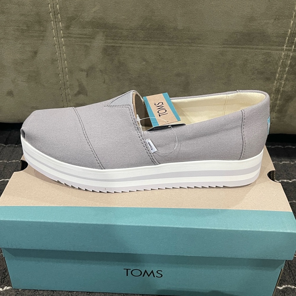 TOMS Alp Midform Slip-On